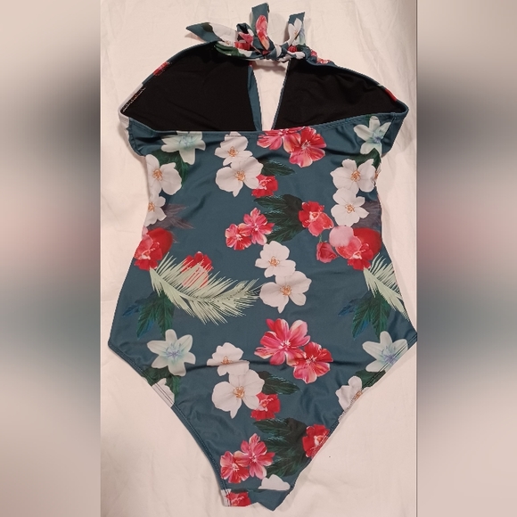 New without tags B2PRITY SWIMSUIT #195 - Picture 3 of 10